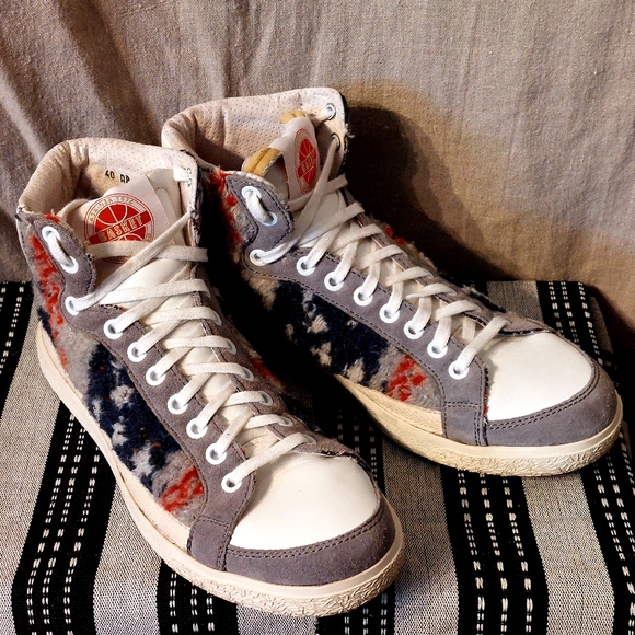 Pantofola d'Oro white & grey hi-top sneaker w sherpa trim, sz 40, EUC - Picture 6 of 16